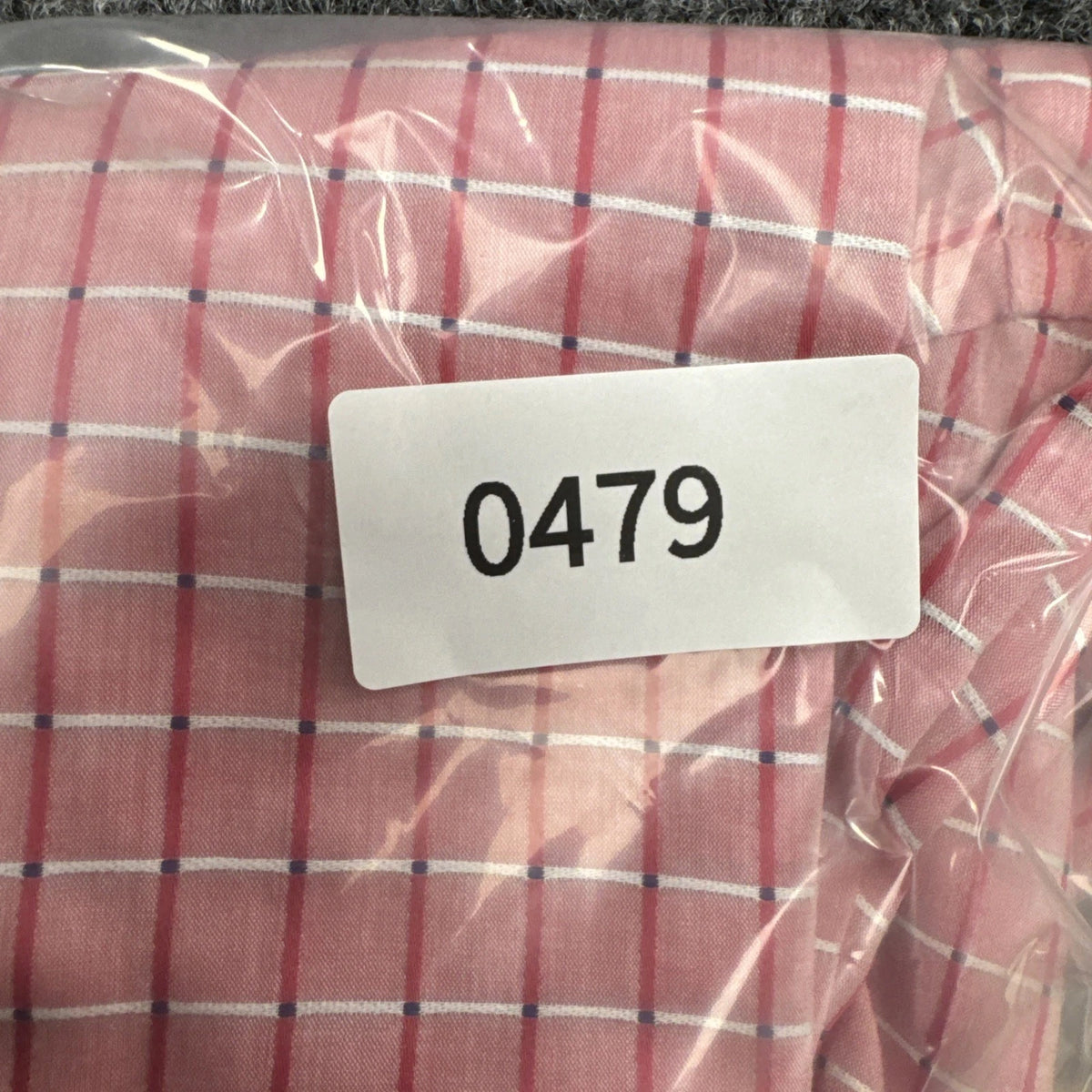 Hugo Boss Slim Fit Dress Shirt Medium Pink Check Button Front Long Sleeve