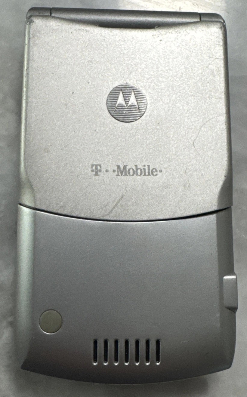 Motorola RAZR V3 Silver Flip Phone Vintage Cell Phone Phone Only Untested