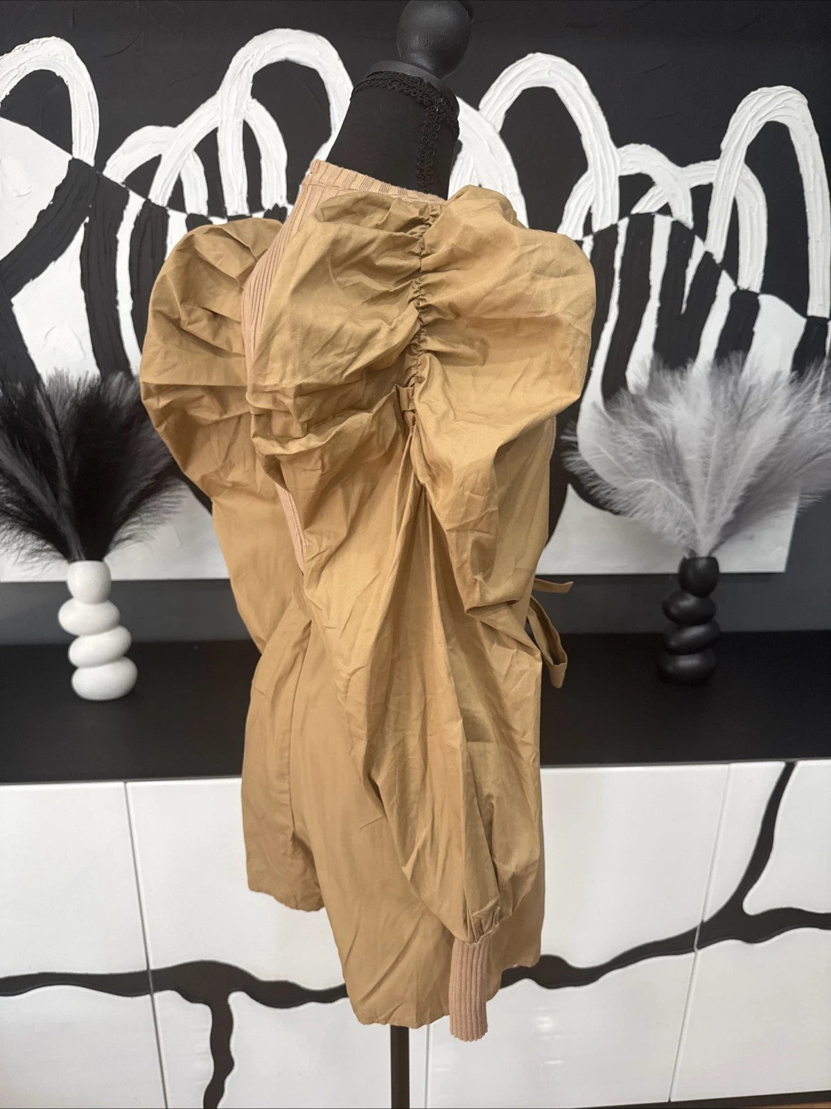 Missguided Taupe Balloon Sleeve Knit Playsuit Romper Women’s US 4 NWT
