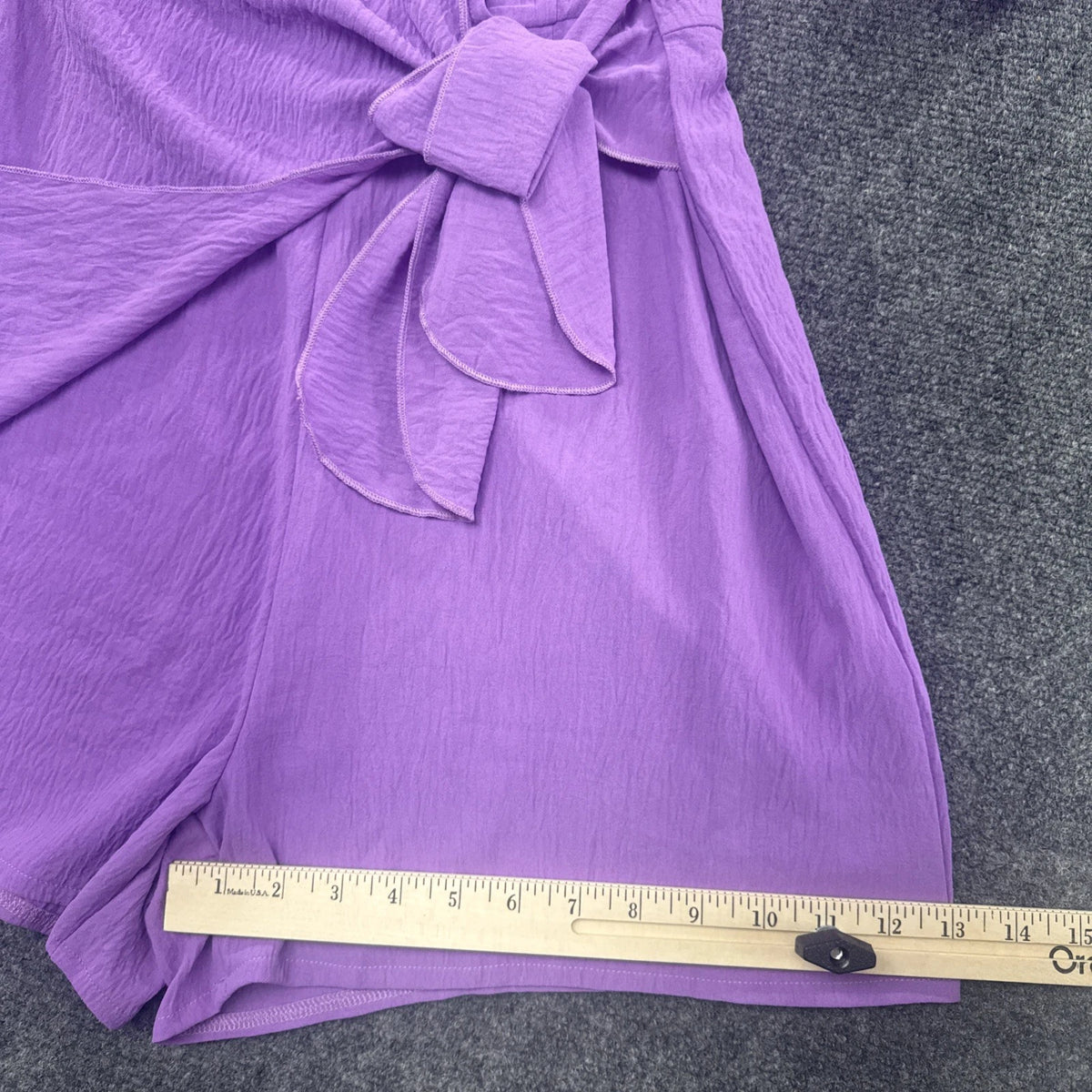 SHEIN Lavender Wrap Romper Women’s Medium US 6 Tie Waist Short Sleeve