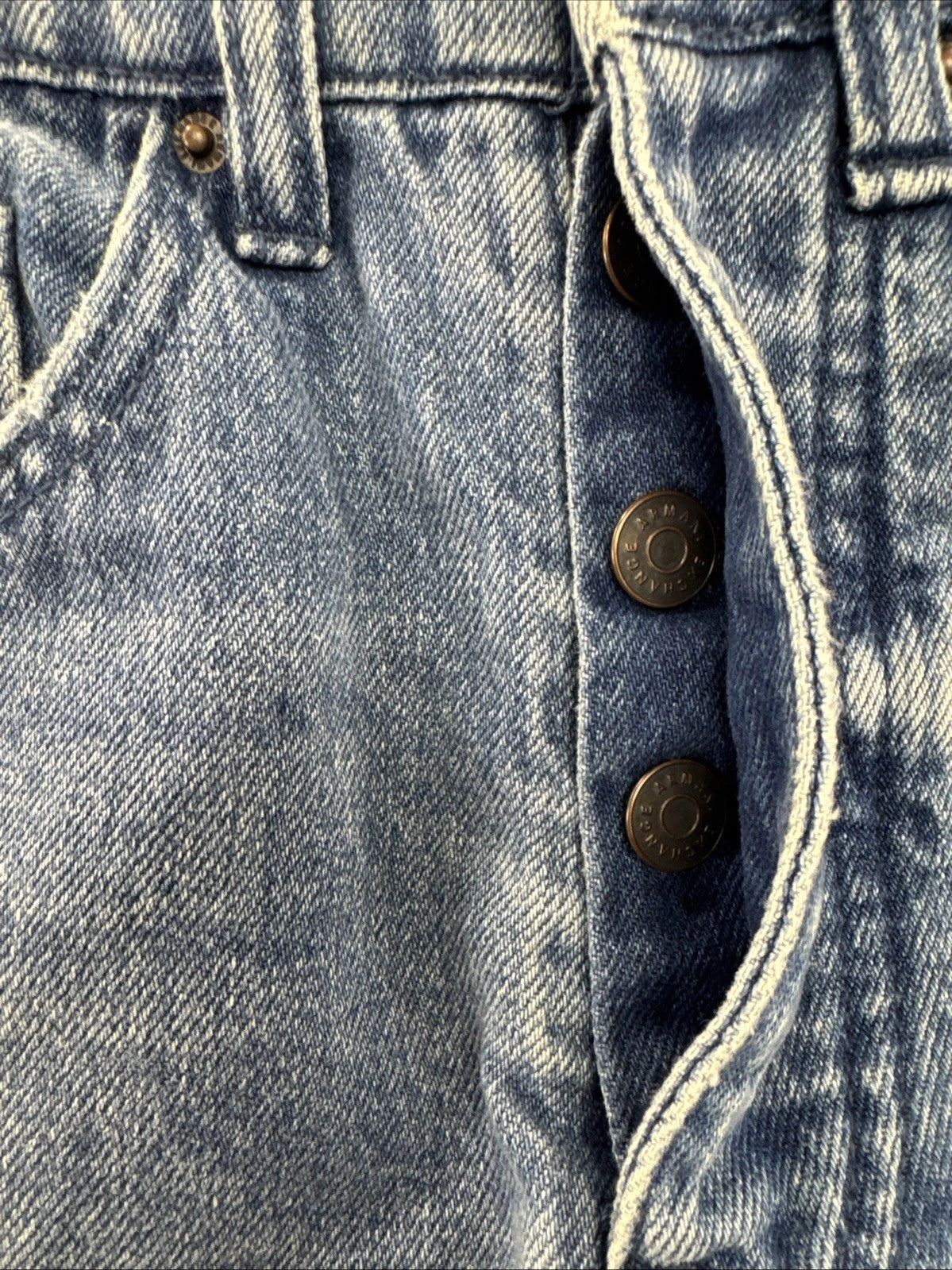 Armani Exchange AX J51 Carrot Jeans Distressed Light Wash Size 24 NWOT