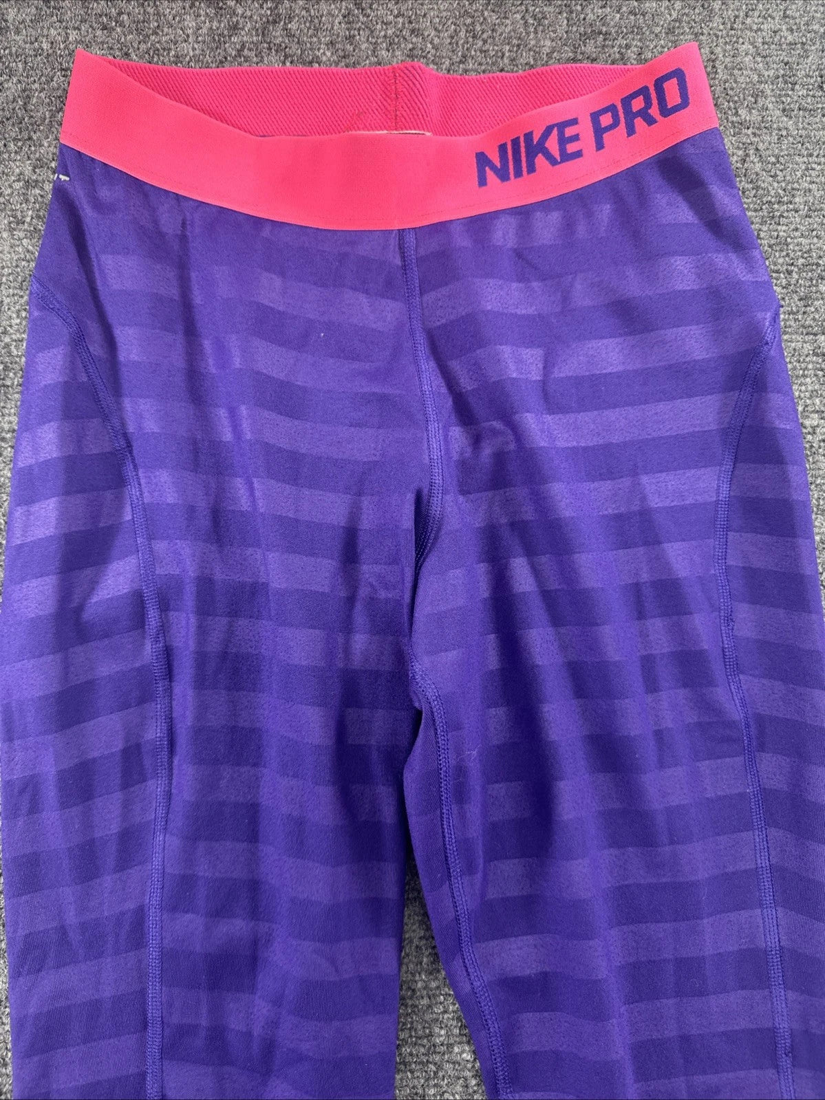 Nike Pro Dri-FIT Women's Leggings Size S Purple Pink Striped Training