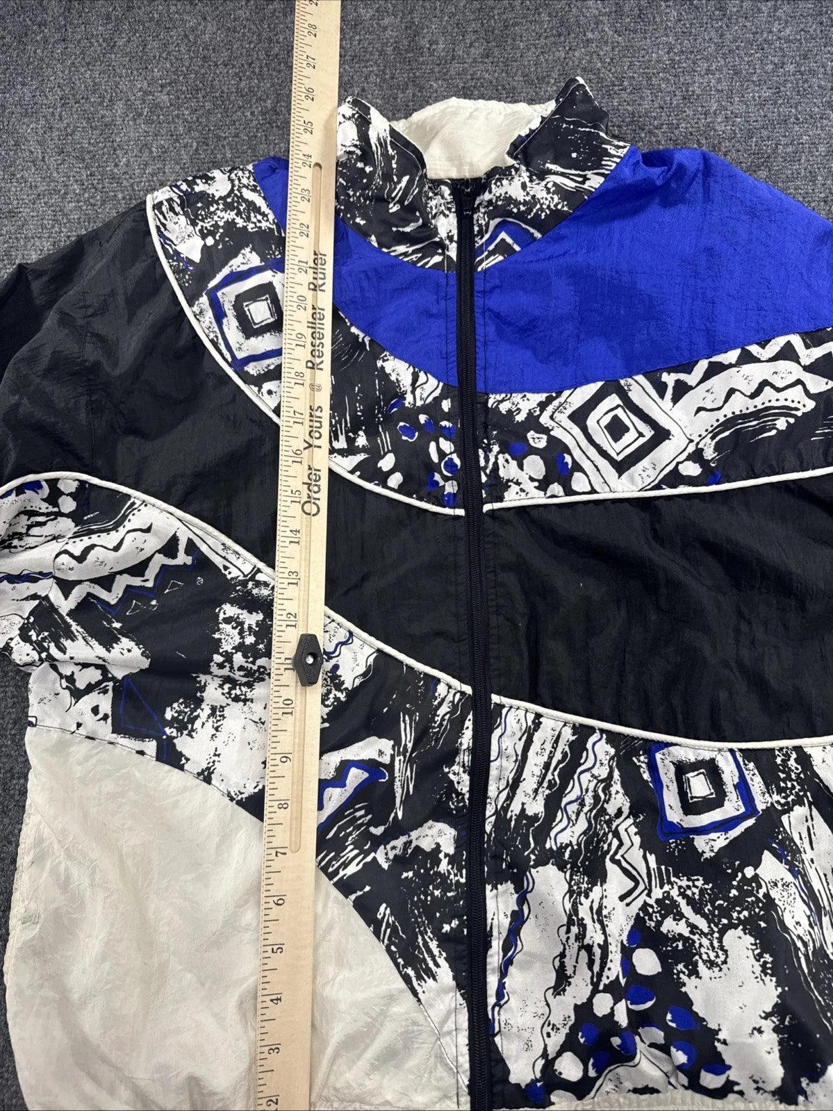 Vintage 90s Sunterra Petite Windbreaker Jacket Black Blue Geometric Colorblock