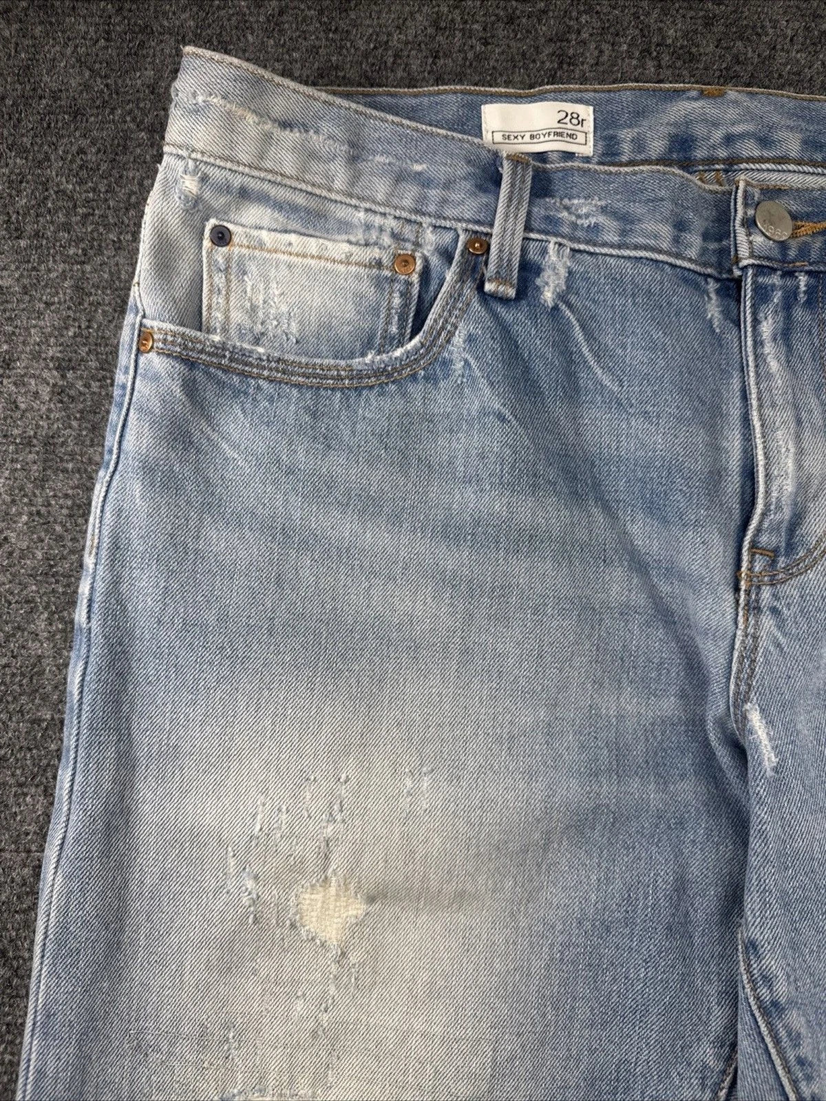 Gap 1969 Sexy Boyfriend Jeans Women’s 28 Light Wash Distressed Ripped