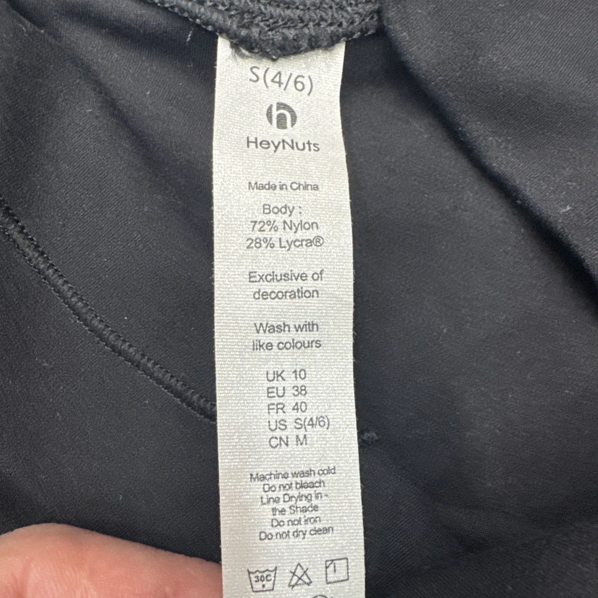 HeyNuts High Waisted Yoga Leggings Womens Small Black Size 4-6 EUC