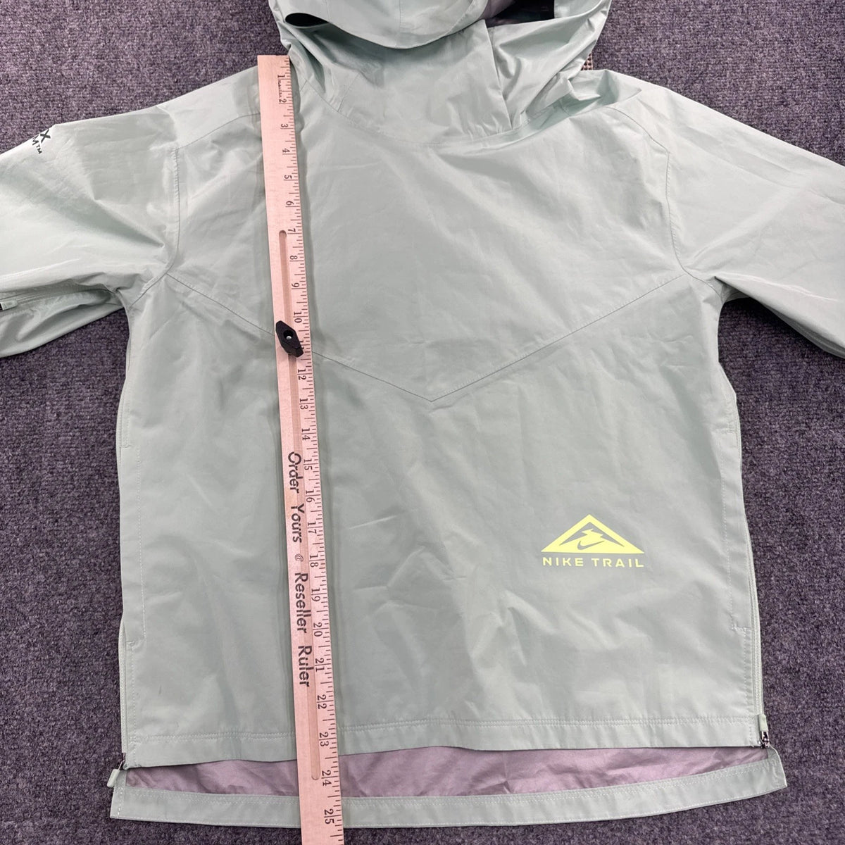 Nike Trail GORE-TEX Infinium Jacket Women XS Green Running DM7565-308
