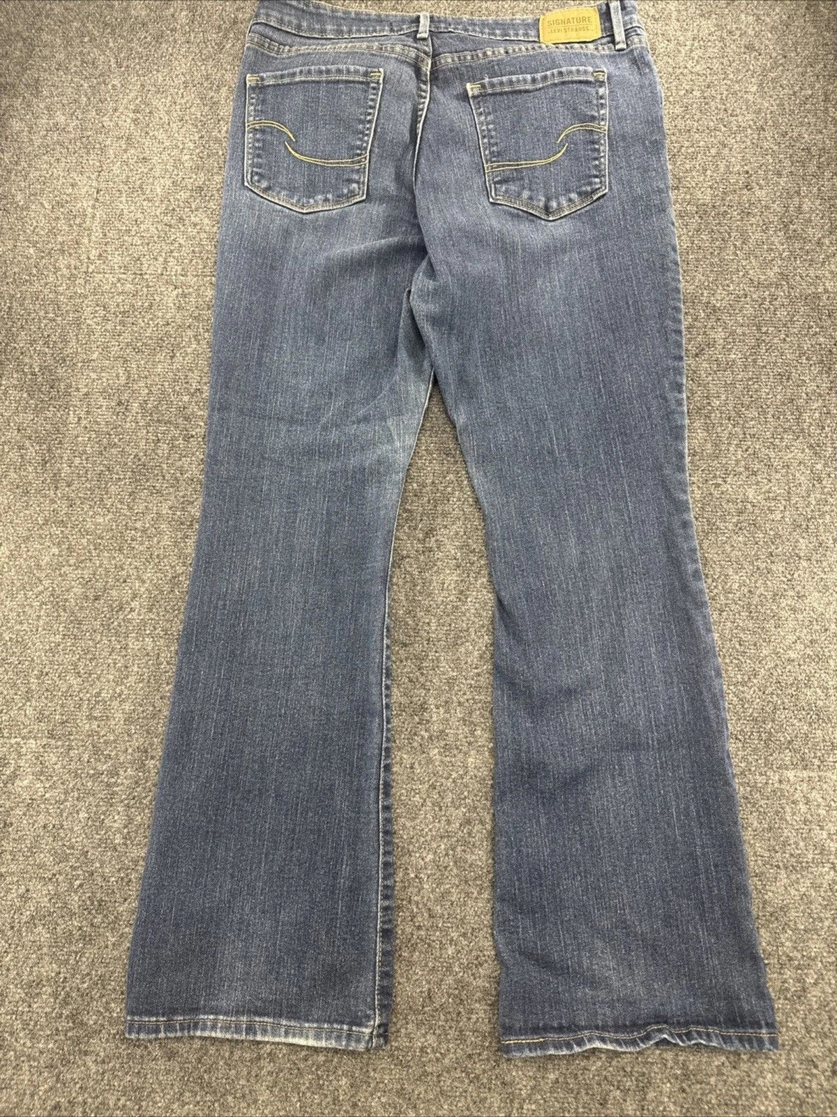 Levi Strauss Signature Mid Rise Bootcut Jeans Women W31 L30 Blue Stretch Denim