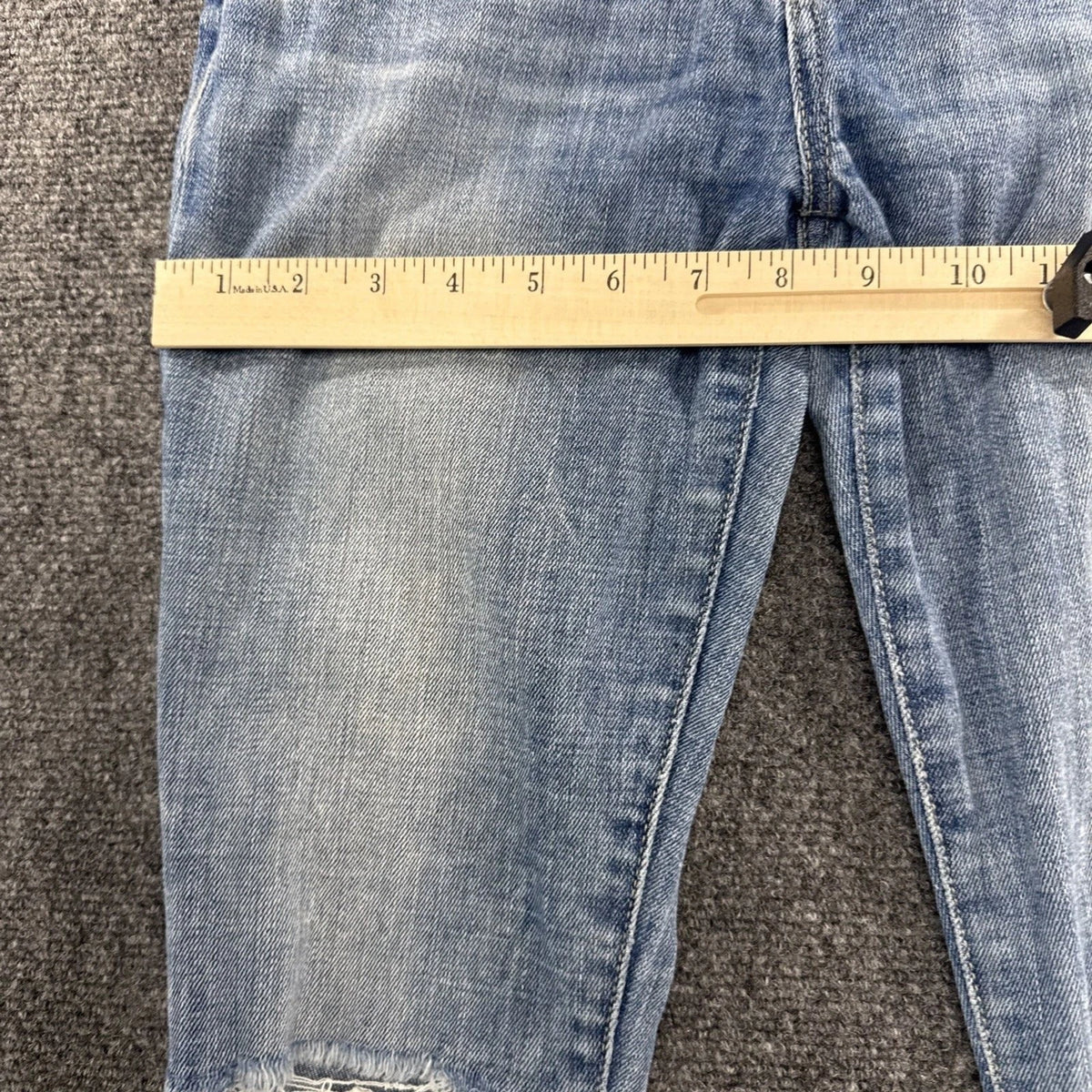 Joe’s Jeans Women’s 26 Blue Distressed Skinny Stretch Denim Raw Hem