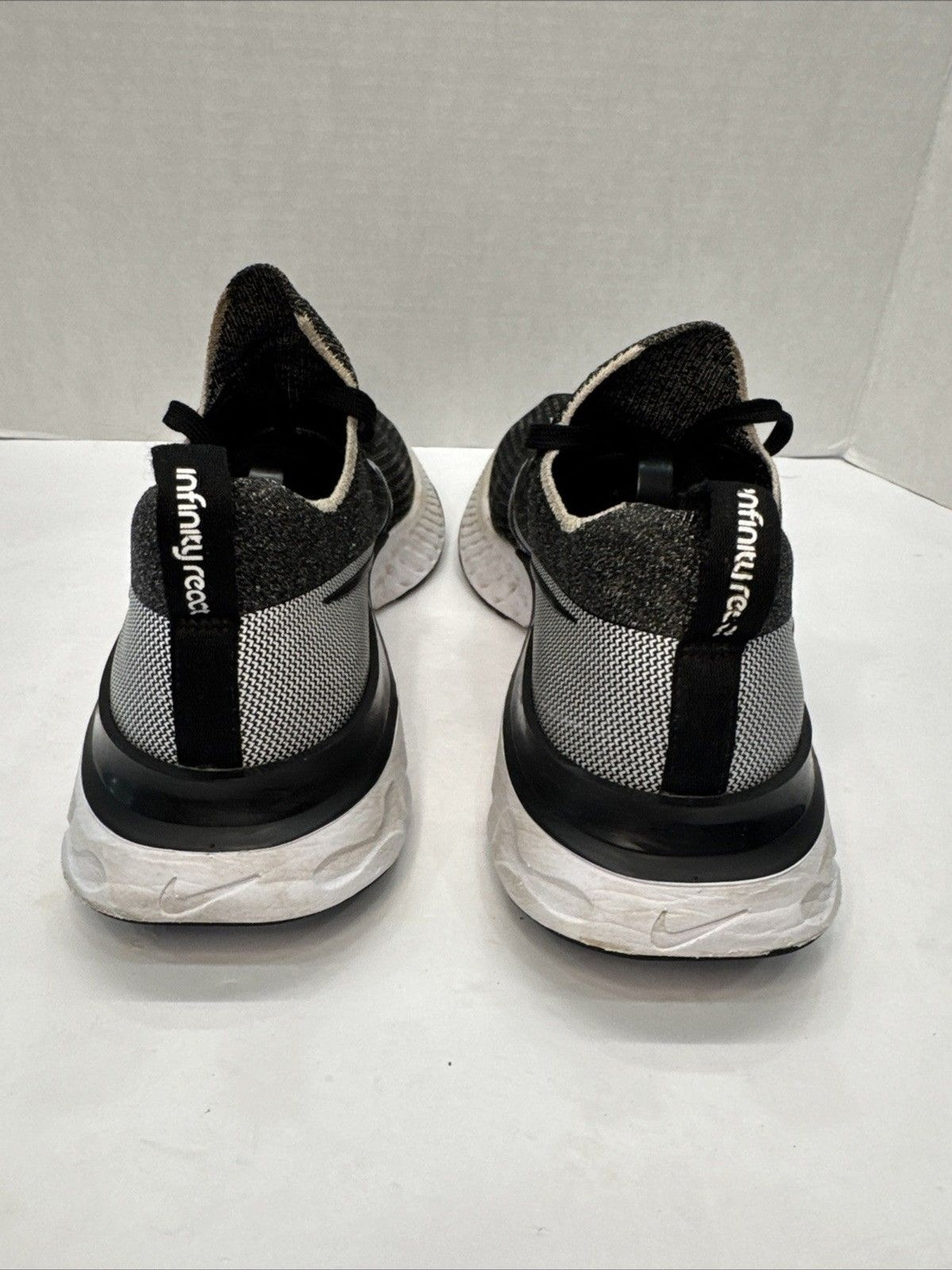 Nike React Infinity Run Flyknit Men 8.5 Black White Running Shoes CD4371-012