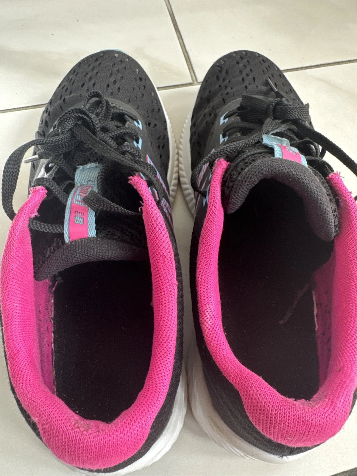 New Balance DRFT v1 WDRFTSB1 Women's Size 8 Black Pink Blue Running Shoes