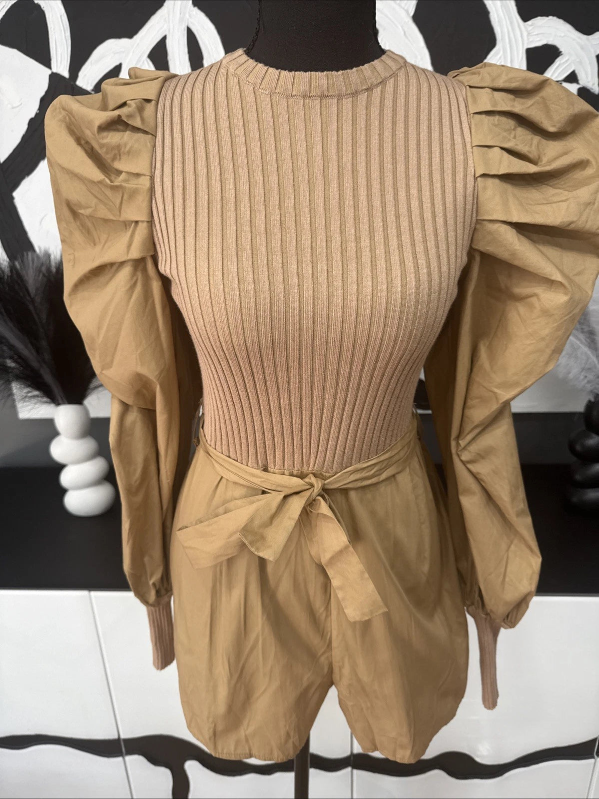 Missguided Taupe Balloon Sleeve Knit Playsuit Romper Women’s US 4 NWT