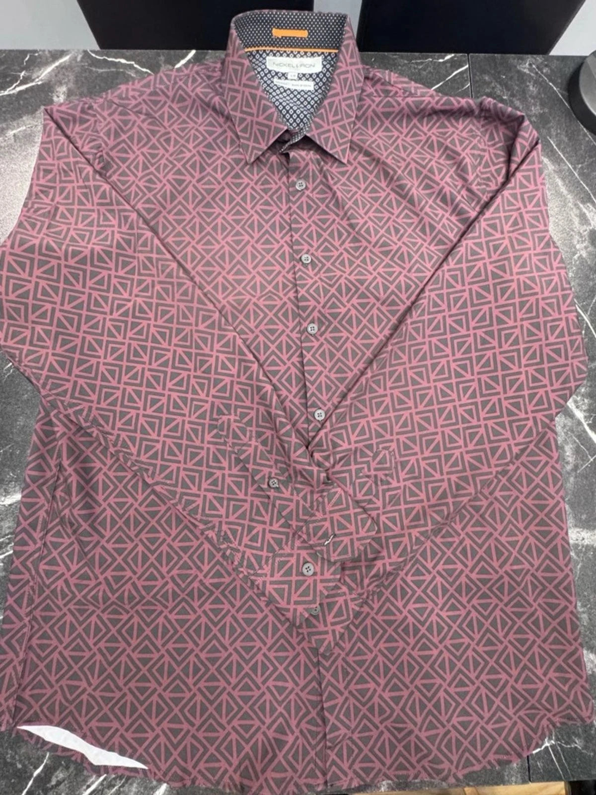 Nickel & Iron Men's Large Maroon Geometric Button Down Shirt Lightweight