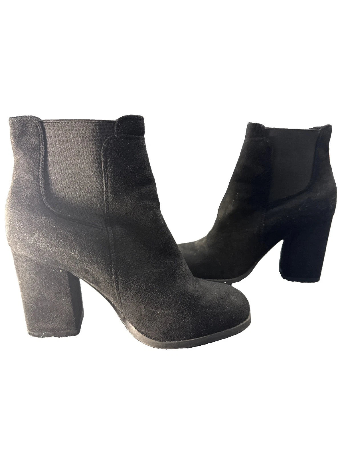 Wild Diva Black Faux Suede Chelsea Ankle Boots Block Heel Women’s Size 6.5 EUC