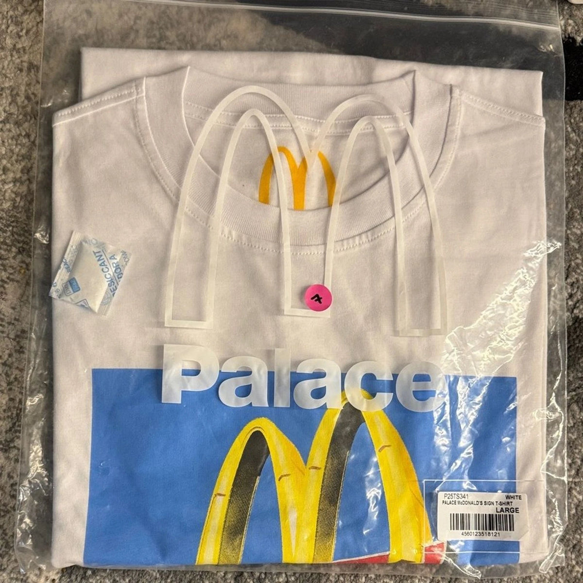 Palace x McDonald’s White Graphic T-Shirt Size Large NWT Streetwear Collab