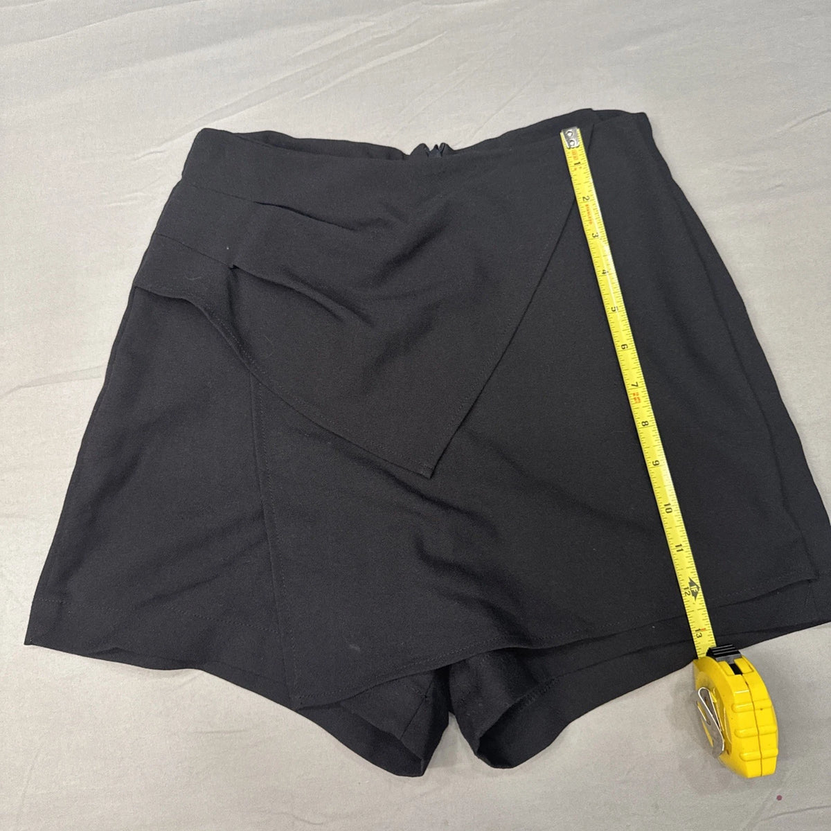 Lovely Day Skort Dress Women's Small Black Made USA Zip Back Casual EUC