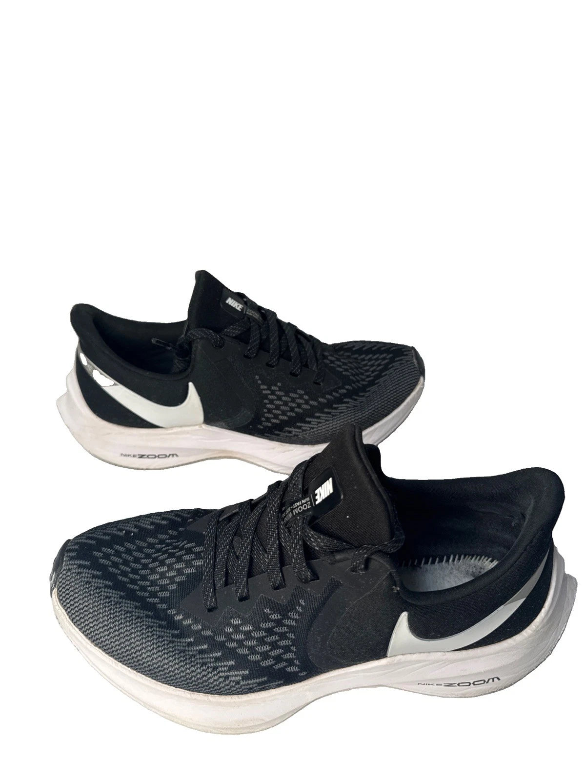 Nike Air Zoom Winflo 6 Women's Size 8 Black White Running Shoes AQ8228-003