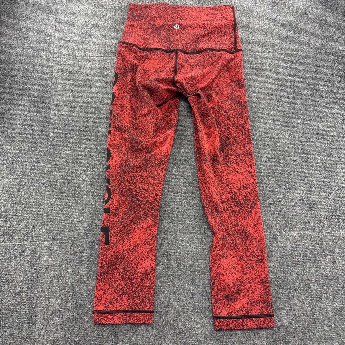 Lululemon x SoulCycle To The Beat Tight 24" Reflective Red Black Leggings Size 4