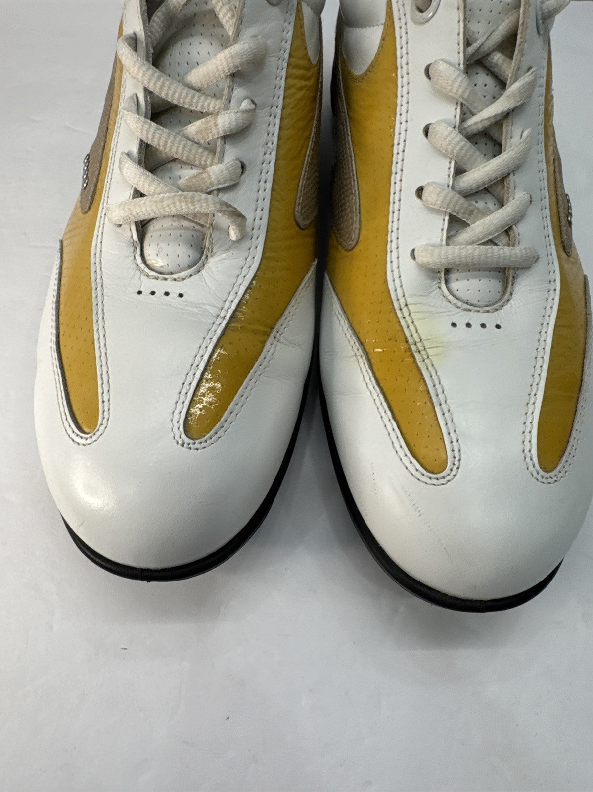 ECCO Hydromax Golf Shoes Men 41 US 7-7.5 White Yellow Leather Spiked Cleats