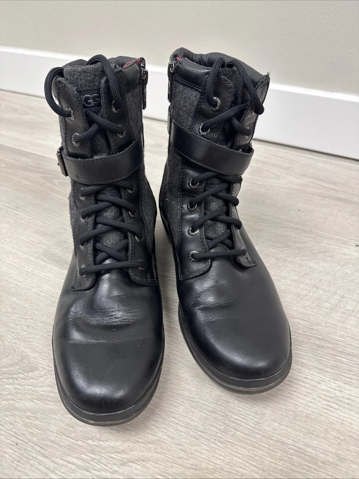 UGG Kesey Boots Women 8 Black Leather Wool Waterproof Lace Up 1005264