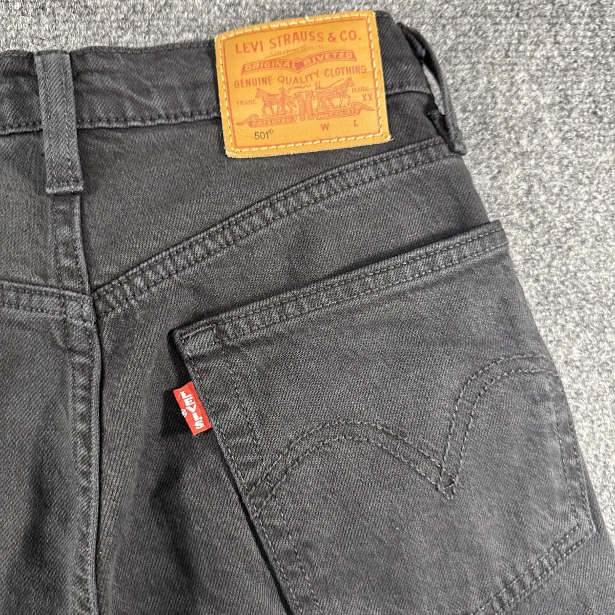 Levi's 501 Original Fit Jeans Black W24 L30 Button Fly BNWOT Women's