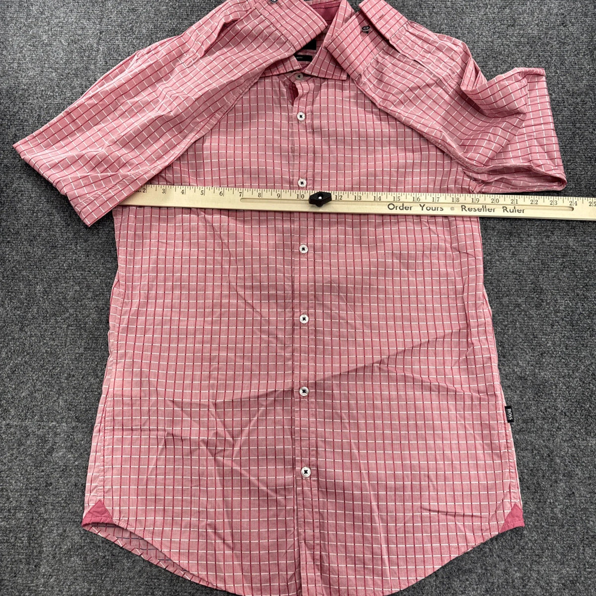 Hugo Boss Slim Fit Dress Shirt Medium Pink Check Button Front Long Sleeve