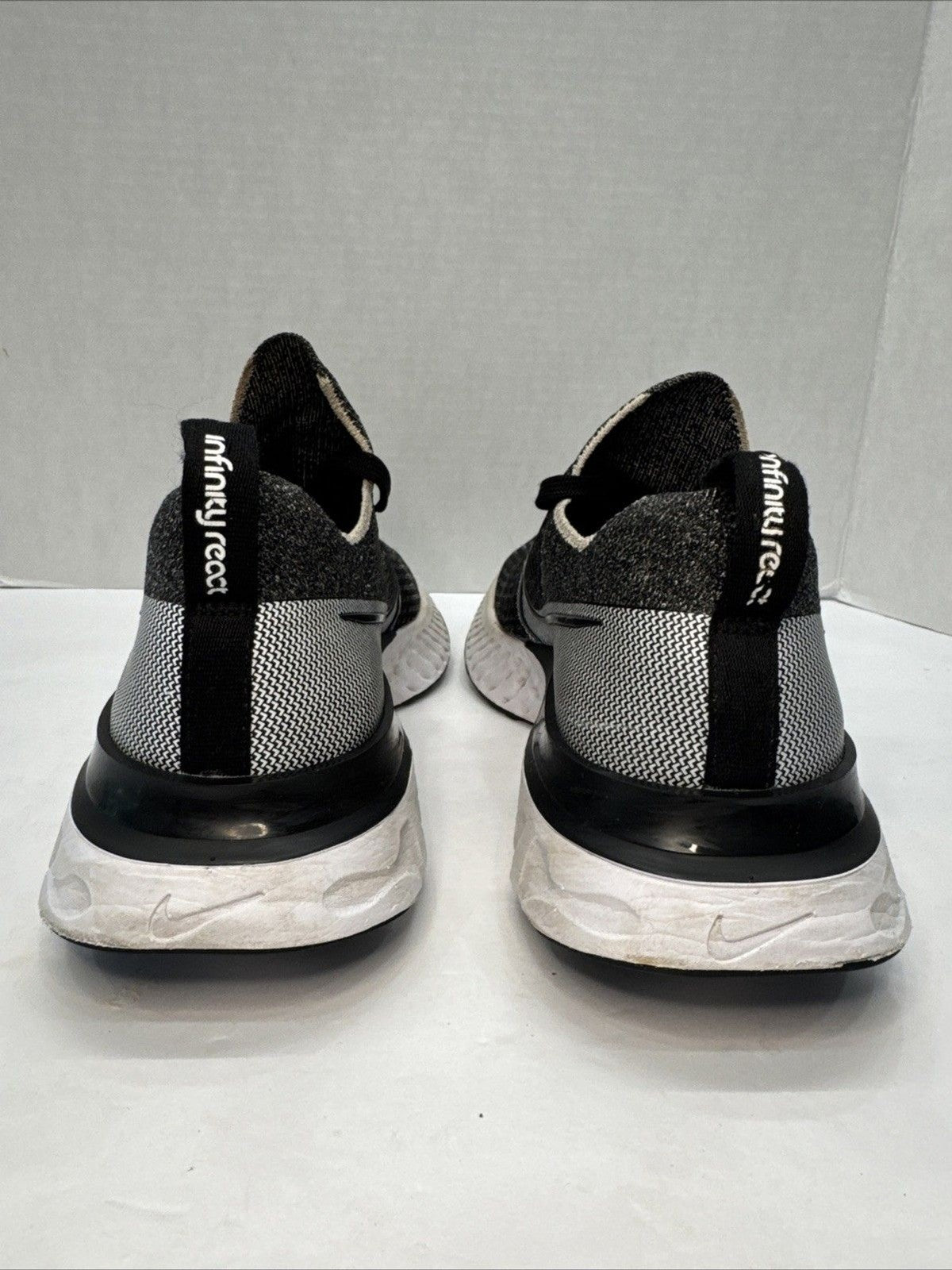Nike React Infinity Run Flyknit Men 8.5 Black White Running Shoes CD4371-012