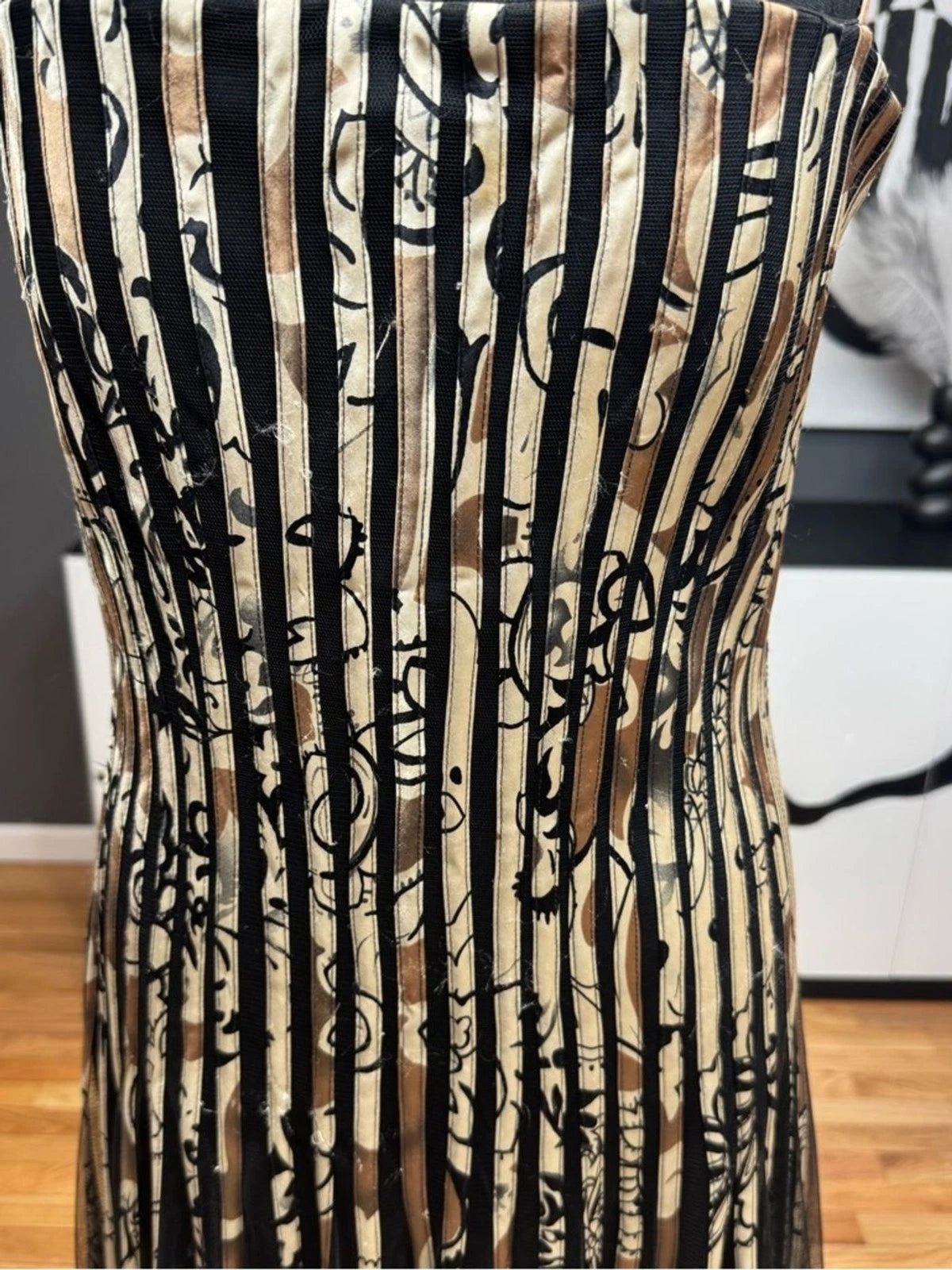 JS Collections Black Cream Strapless Pleated Overlay Dress Women's Size 10 EUC