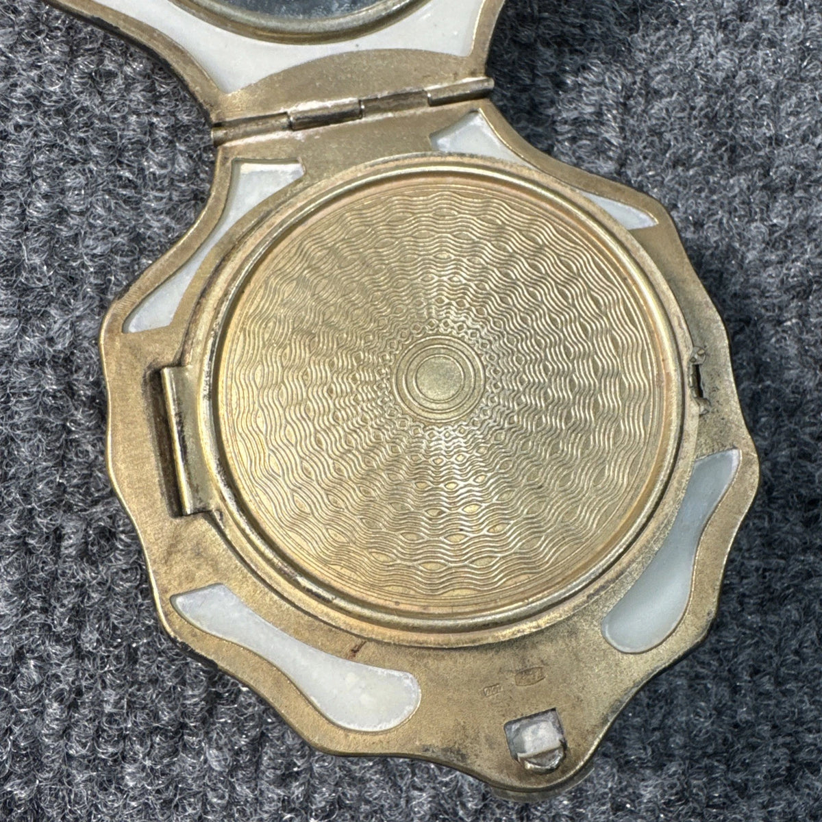 Vintage Soviet 875 Silver Gilded Shell Compact Mirror Makeup Box 90g USSR
