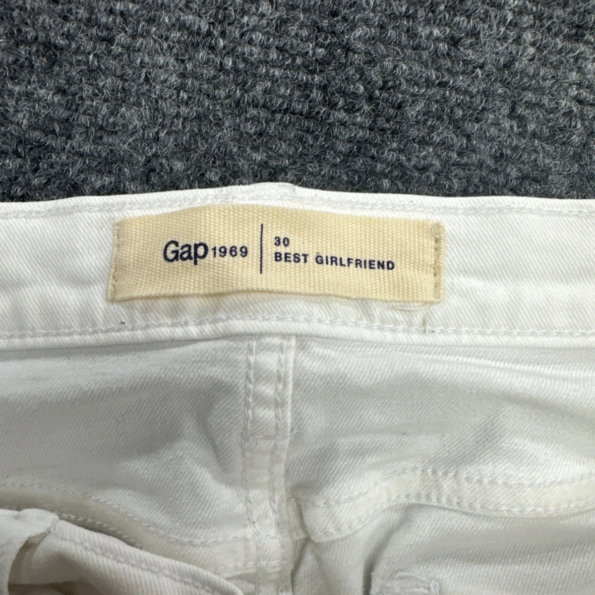 Gap 1969 Best Girlfriend White Jeans Women’s Size 30 Stretch Denim