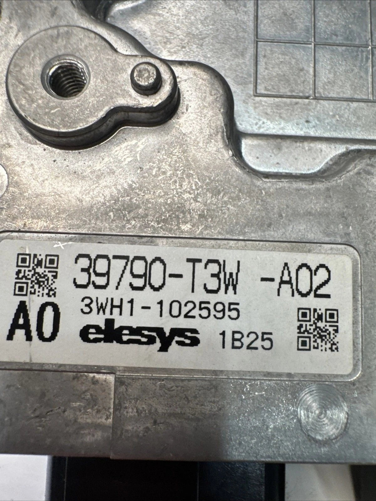 2014 Honda Accord Hybrid Brake Control Module OEM 39790-T3W-A0 29K Miles