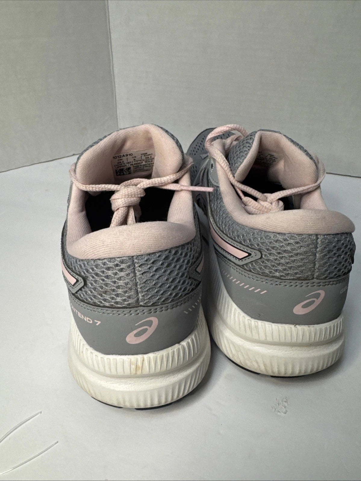 ASICS Gel-Contend 7 Women's Size 8 Wide Gray Pink Running Shoes 1012A910