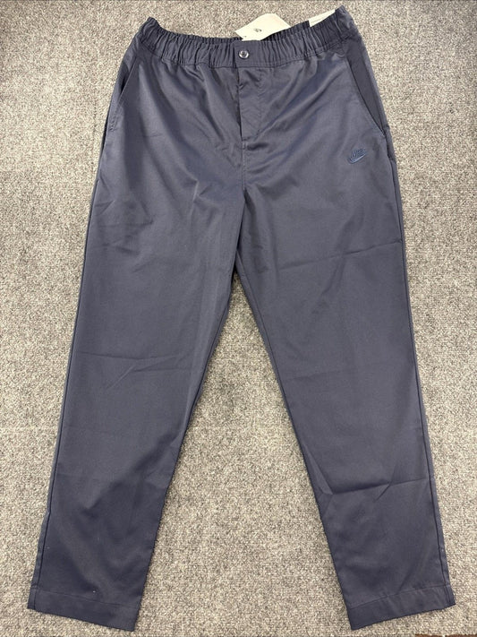 Nike Club Woven Tapered Chino Pants Men’s M Obsidian Navy NWT HJ1997-451