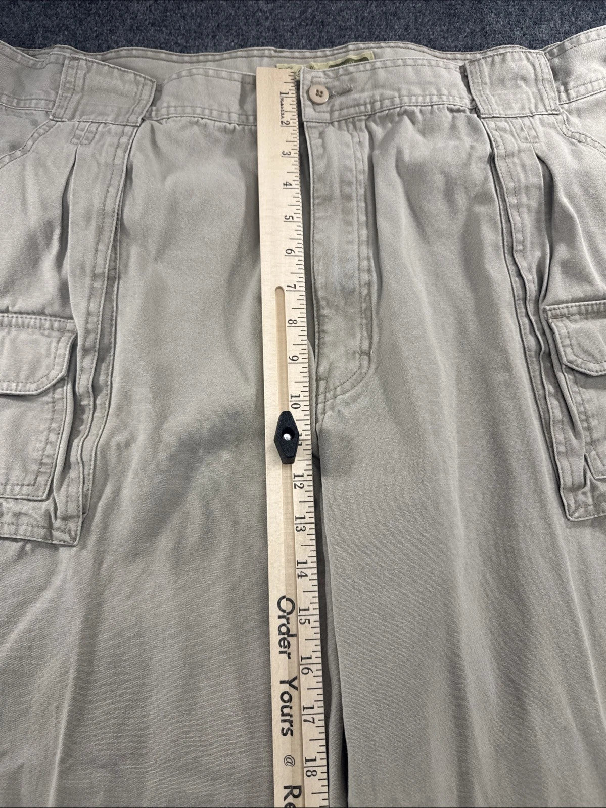 Cabela’s 7-Pocket Hiker Pants Men 44x32 Altered 26 Inseam Khaki Cargo