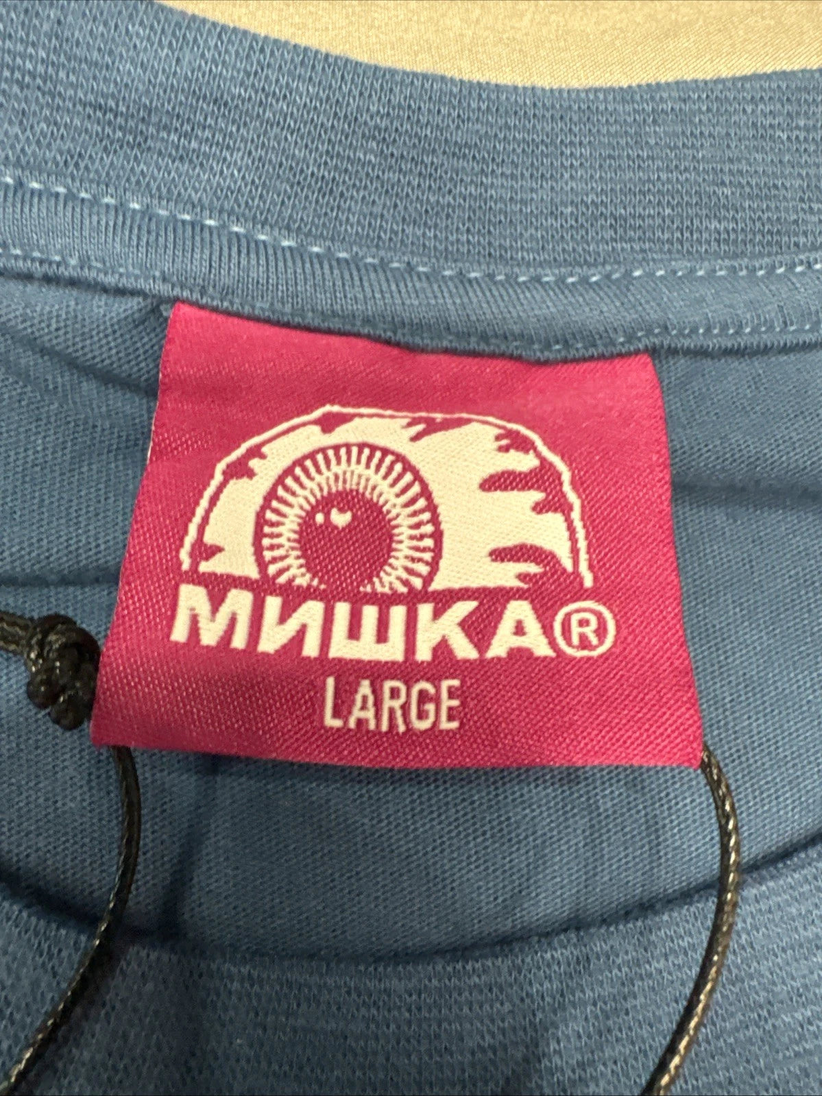 Mishka MNWKA Blue and Pink Short Sleeve T Mens Large BNWT