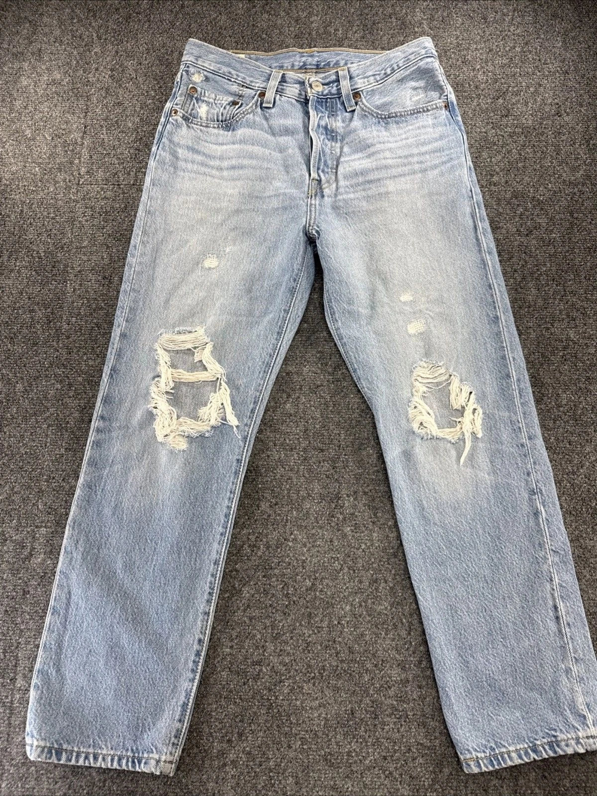 Levi’s 501 Original Jeans Women’s Approx W27 Light Wash Distressed Button Fly