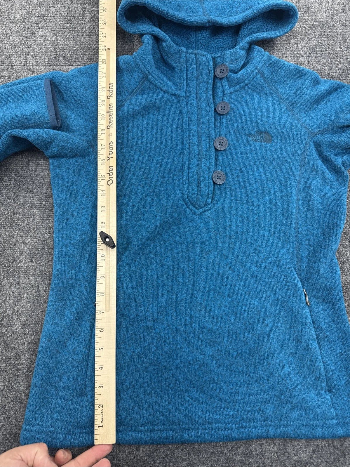 The North Face Crescent Sunset Hoodie Women’s M Teal Sweater Knit Fleece