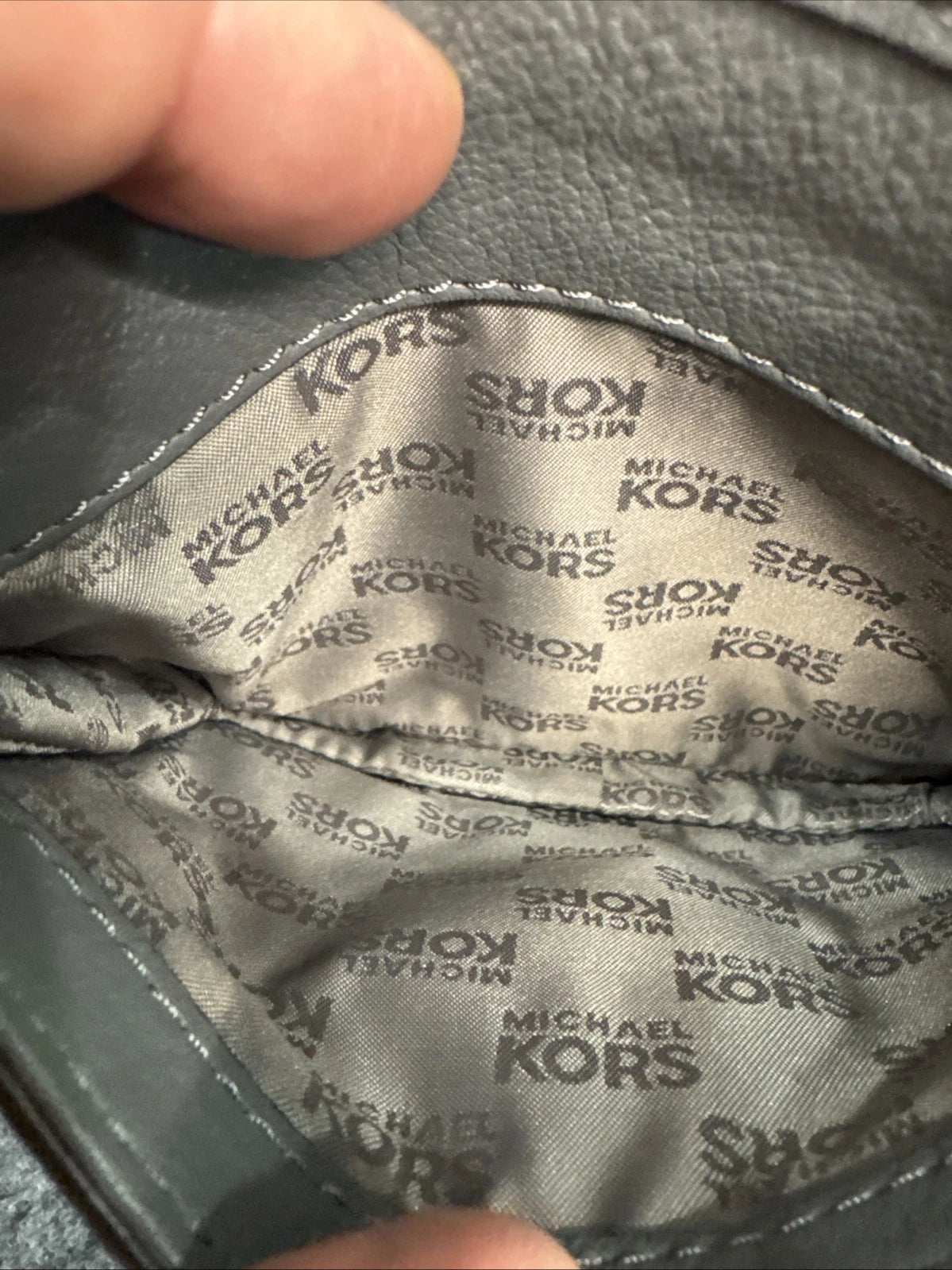 Michael Kors Fulton Gray Pebbled Leather Crossbody Shoulder Bag Large MK EUC