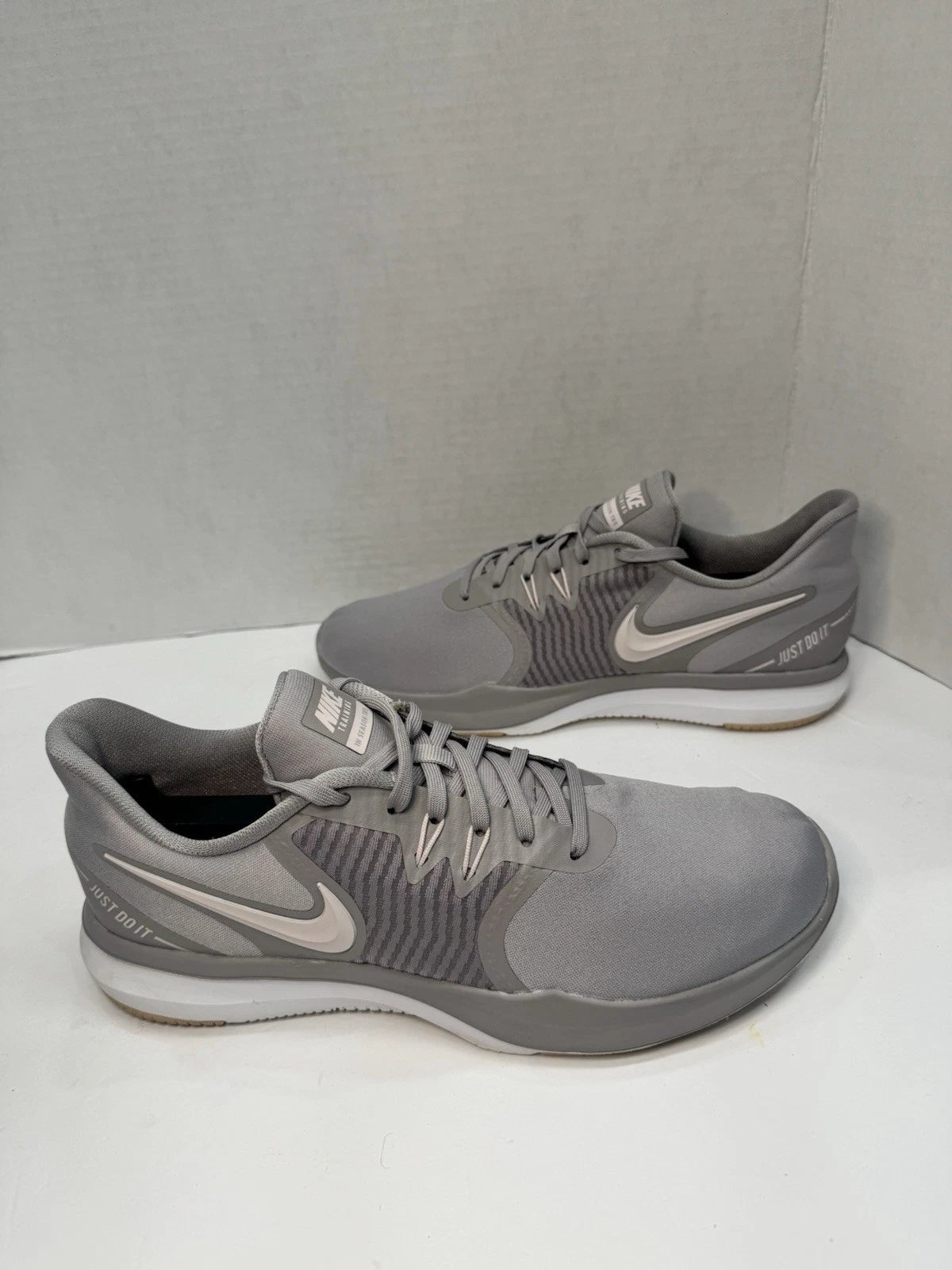 Nike In-Season TR 8 Women's Training Shoes, Gray/Pink, US 9 (AA7773-006) - Pre-Owned
