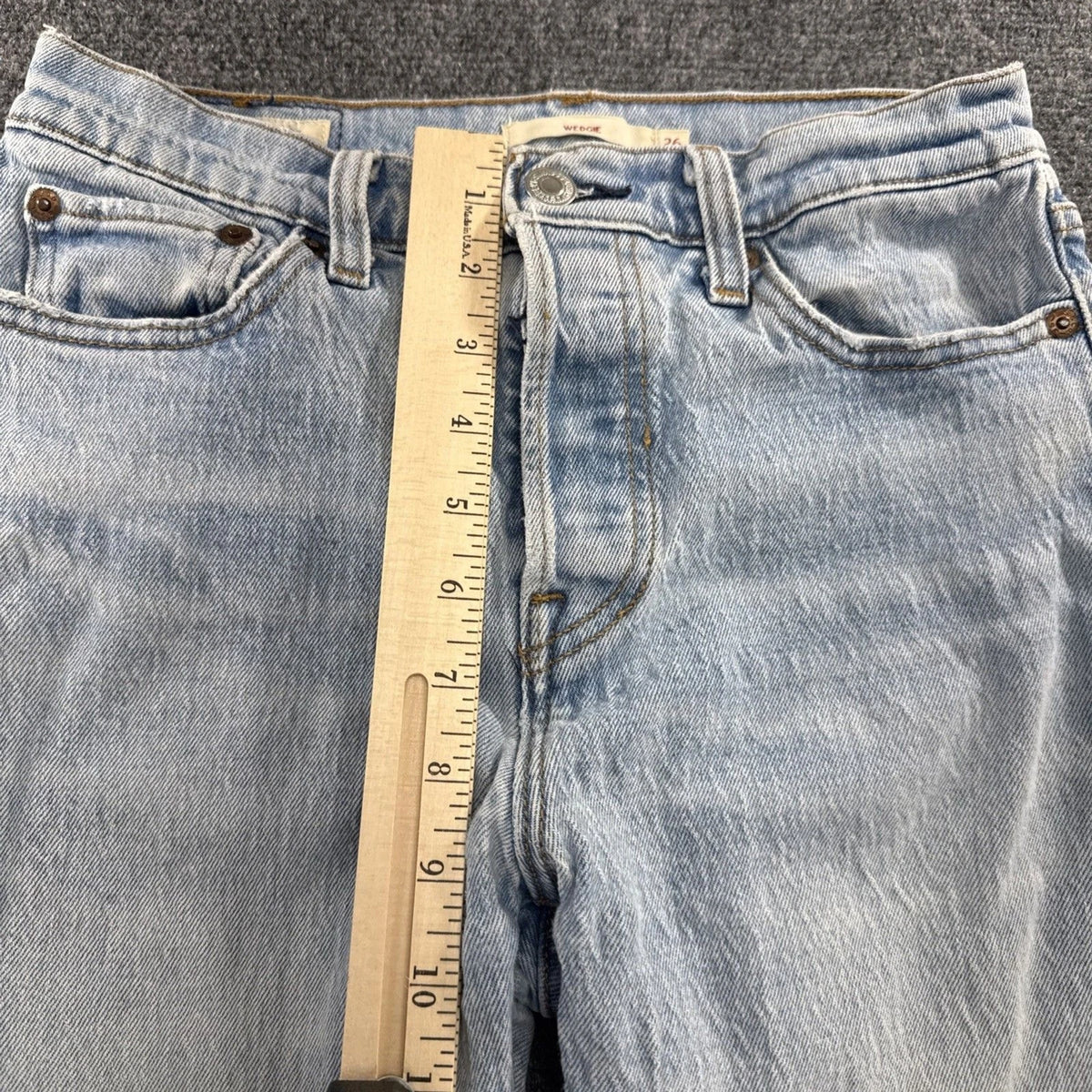 Levi’s Premium Wedgie Straight Ankle Jeans Women’s 26 Light Wash 26 Inseam