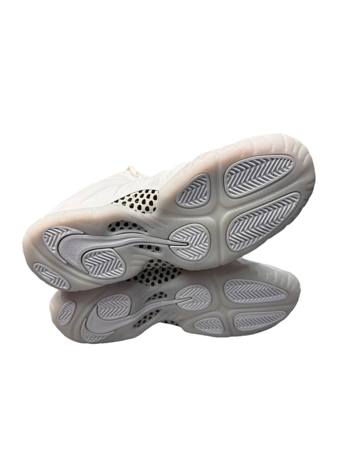 Nike Little Posite One Triple White Foamposite Youth 7Y Women’s 8.5 NWOB