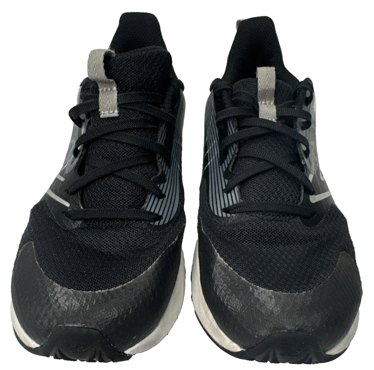 New Balance Rave Run v2 Big Kids Size 5 Black Gray Running Shoes Sneakers