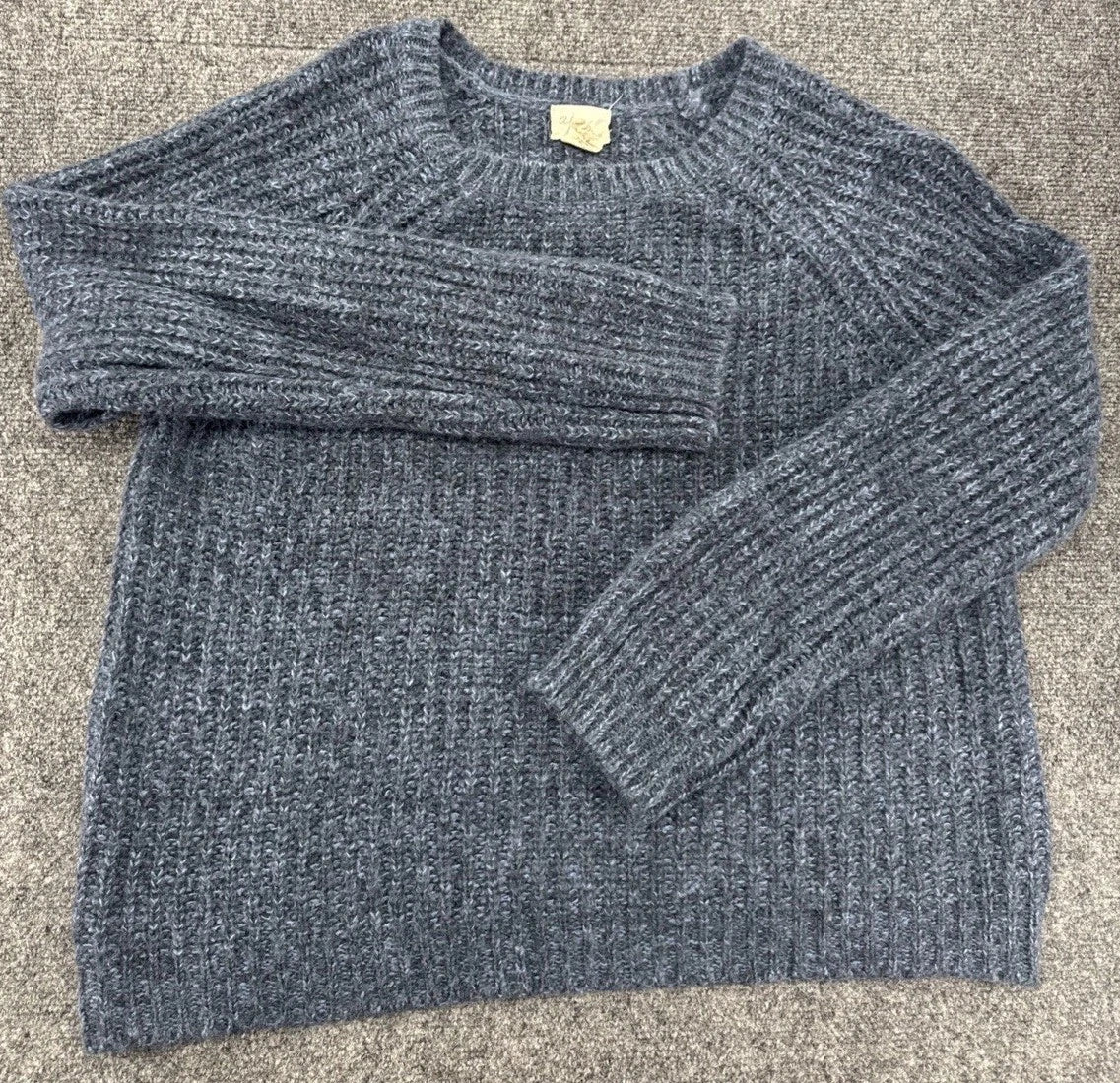 Andrea Jovine Wool Blend Knit Sweater Gray Crew Neck Cozy Quiet Luxury XL
