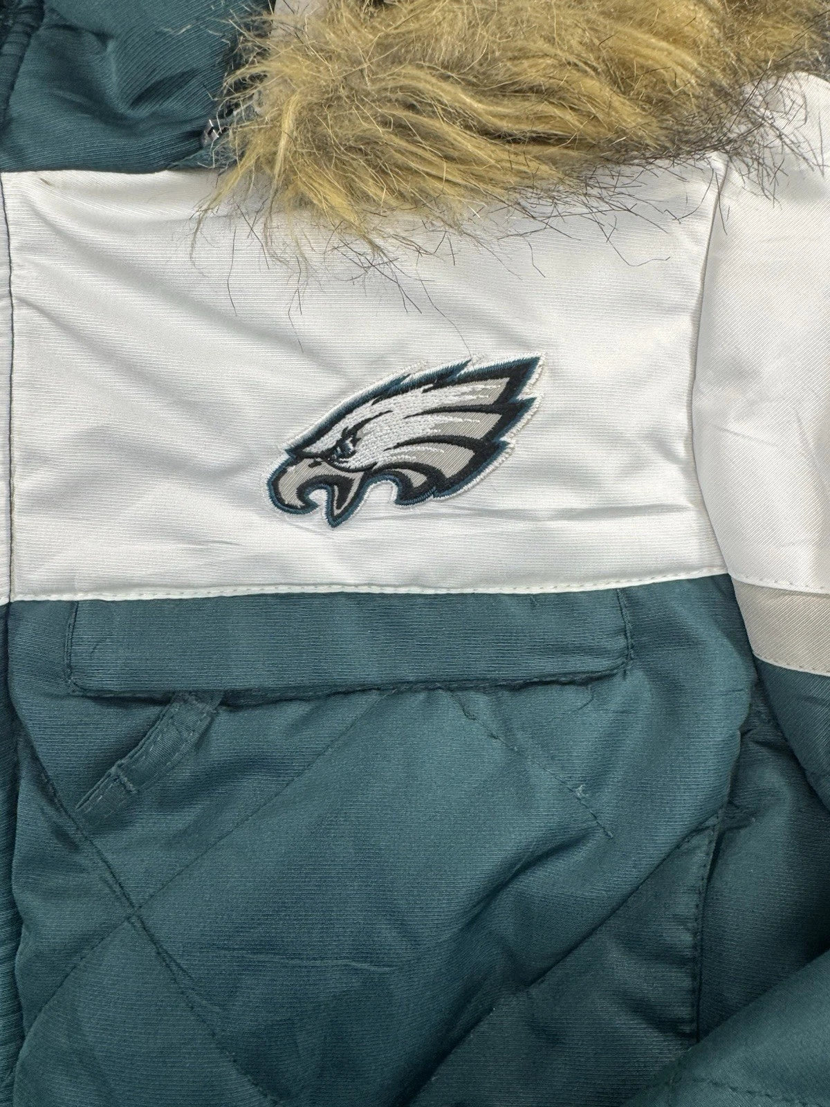 Philadelphia Eagles Women's Puffer Jacket Size S Green NFL Team Apparel Hooded