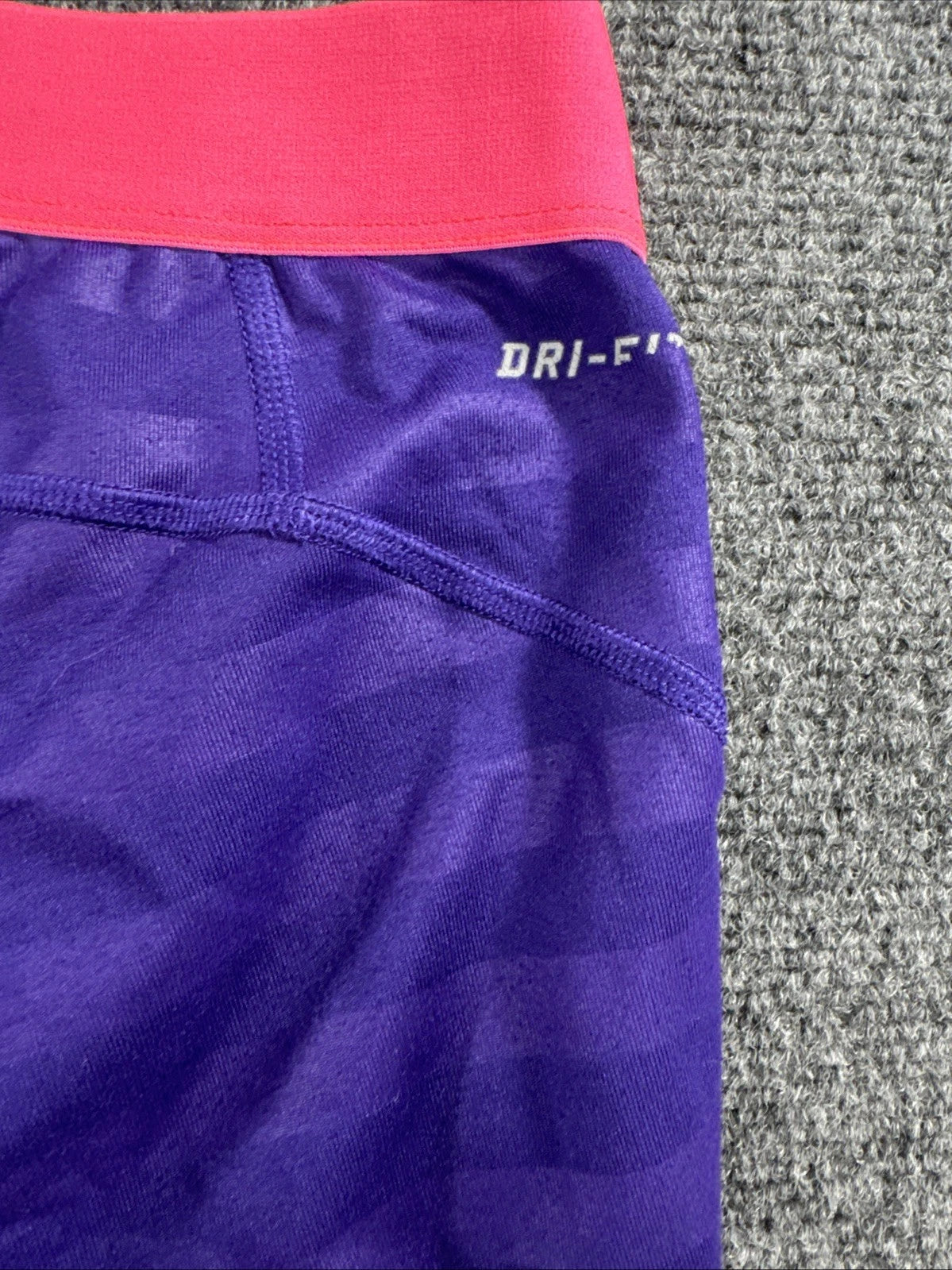 Nike Pro Dri-FIT Women's Leggings Size S Purple Pink Striped Training