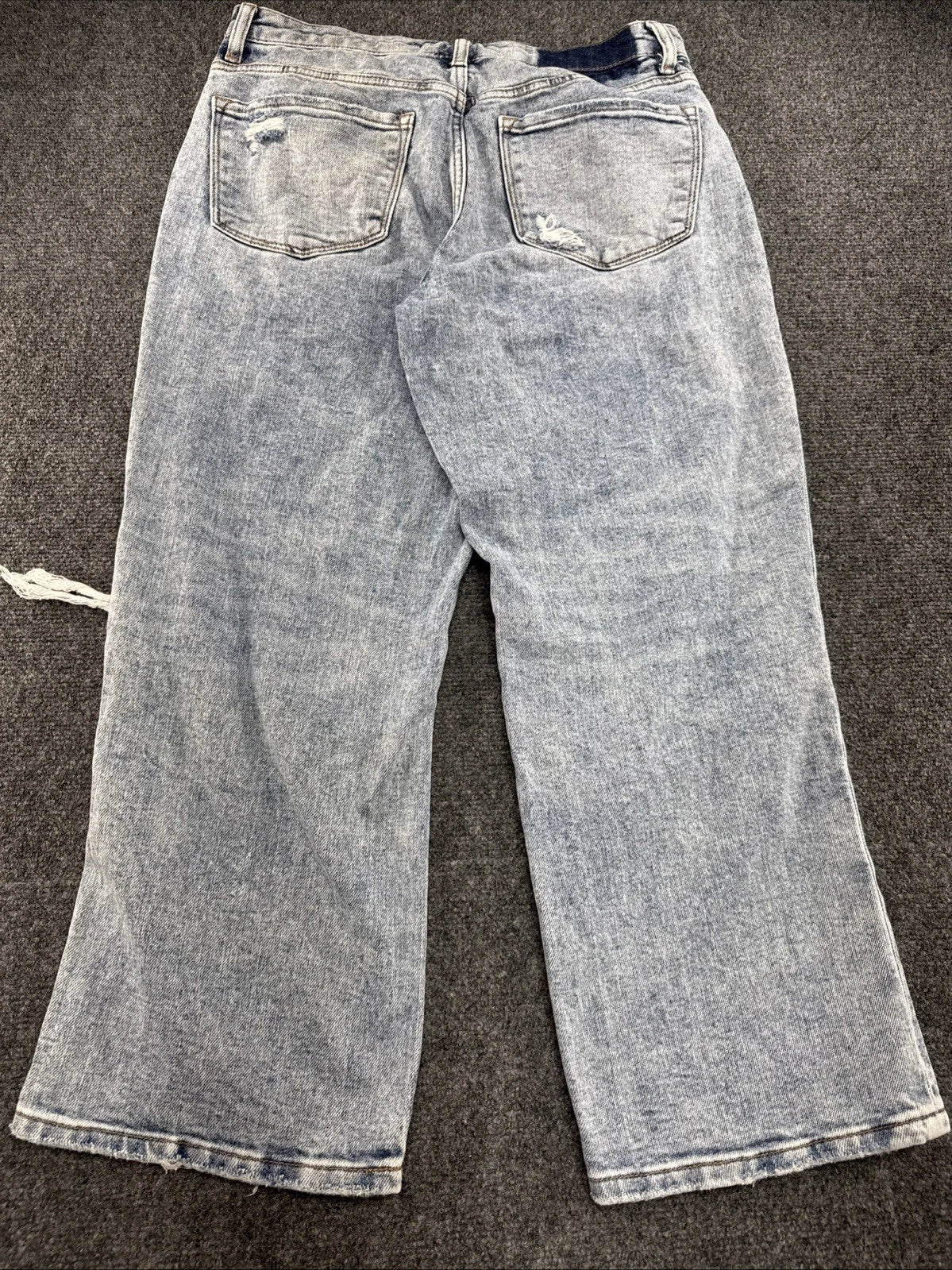 Lovervet VERVET Jeans Women’s 27/5 Light Wash Distressed Straight Leg
