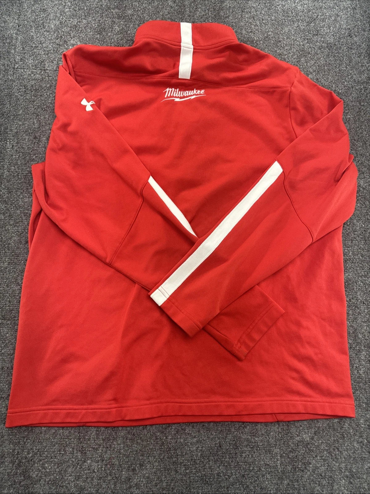 Under Armour Milwaukee Tool 1/4 Zip Pullover Men’s Medium Red Loose Fit