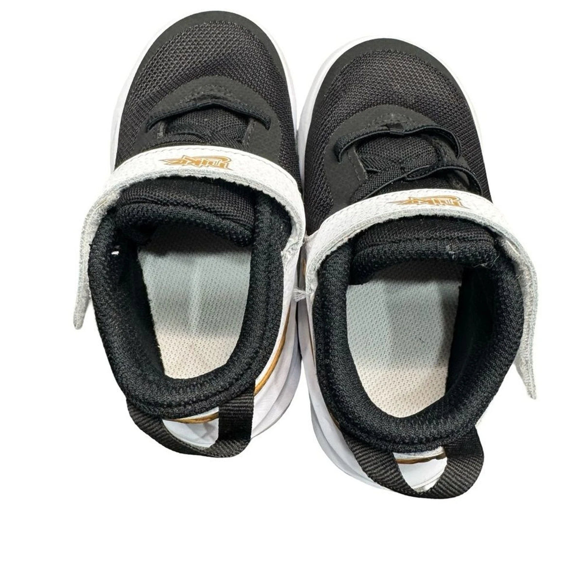 Nike Team Hustle D 10 TD Toddler 9C Black Gold Boys Basketball Shoes