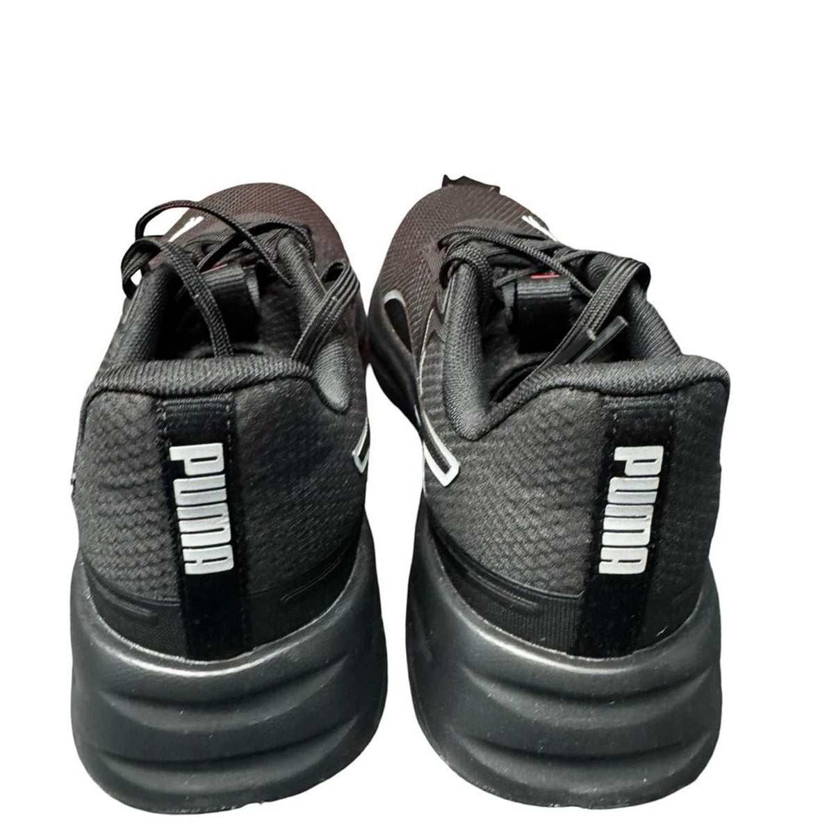 Puma Disperse Men’s Sneakers Size 8.5 Black White Red BNIB 312263-03