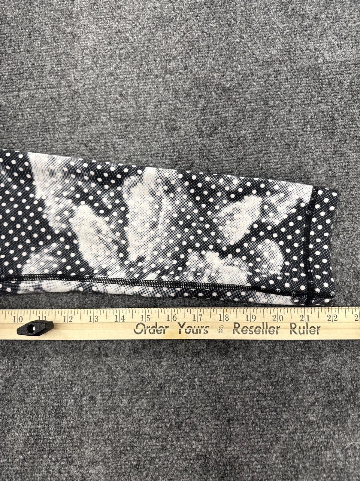 Lululemon Wunder Under Crop Sashiko Womens 4 Black White Petal Camo Leggings