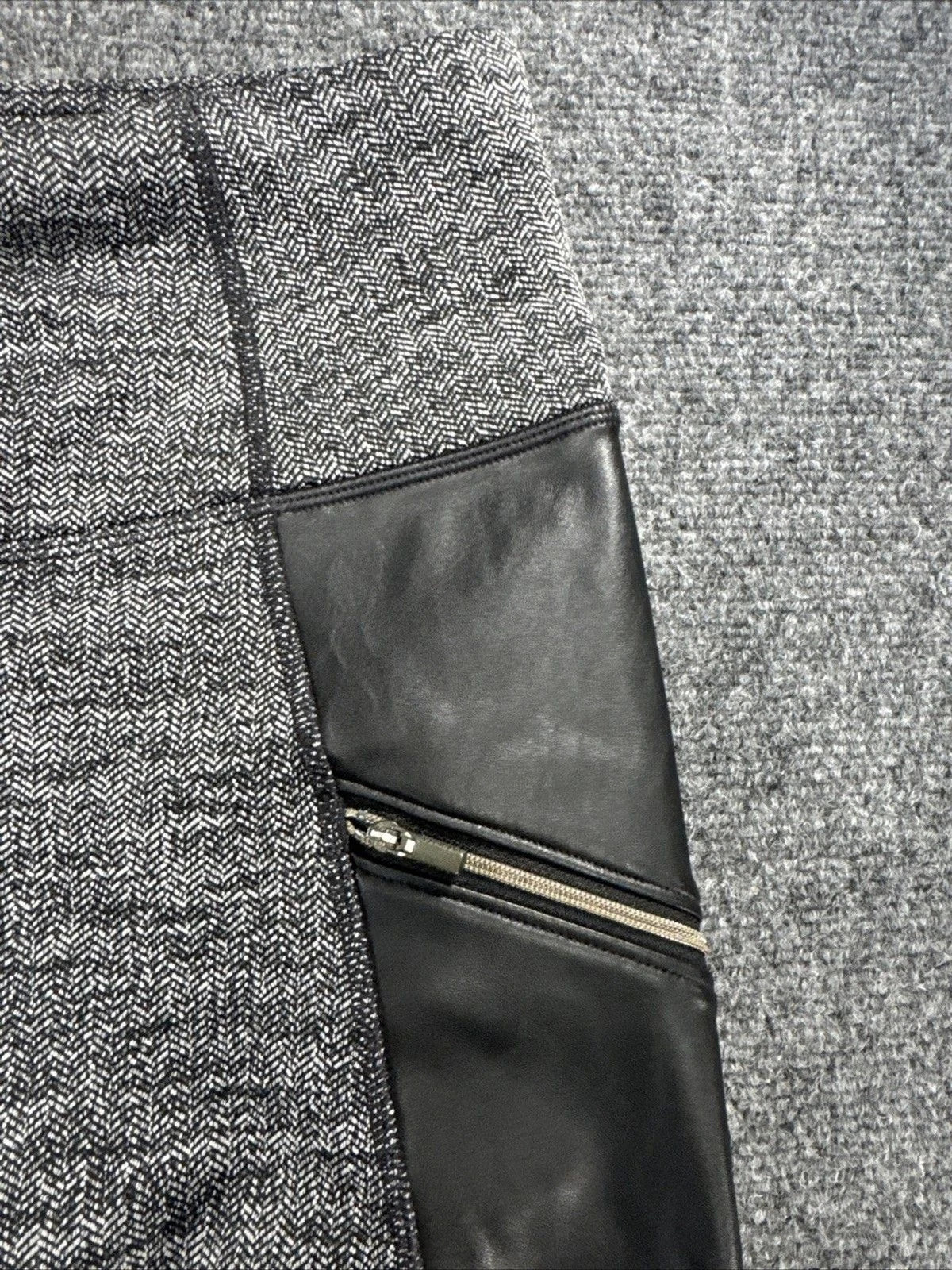 Athleta Herringbone Luxe Metro Drifter Leggings M Faux Leather Black Gray BNWOT